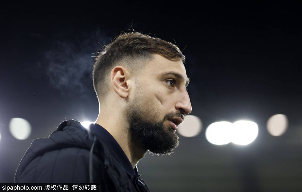 英格兰联赛杯第4轮：斯旺西1-3曼城